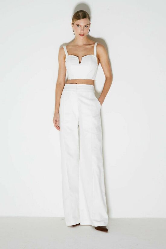 Imagem de Calça Pantalona Estruturada Com Frisos Off White Zen